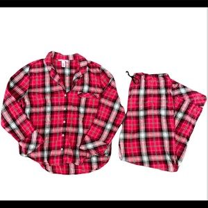 Victoria’s Secret Pajama Set Size Large Plaid with Silver Threading